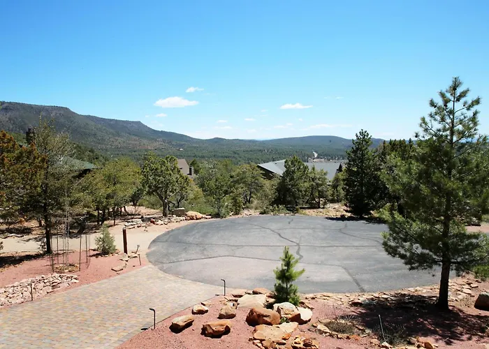 Sundial Circle